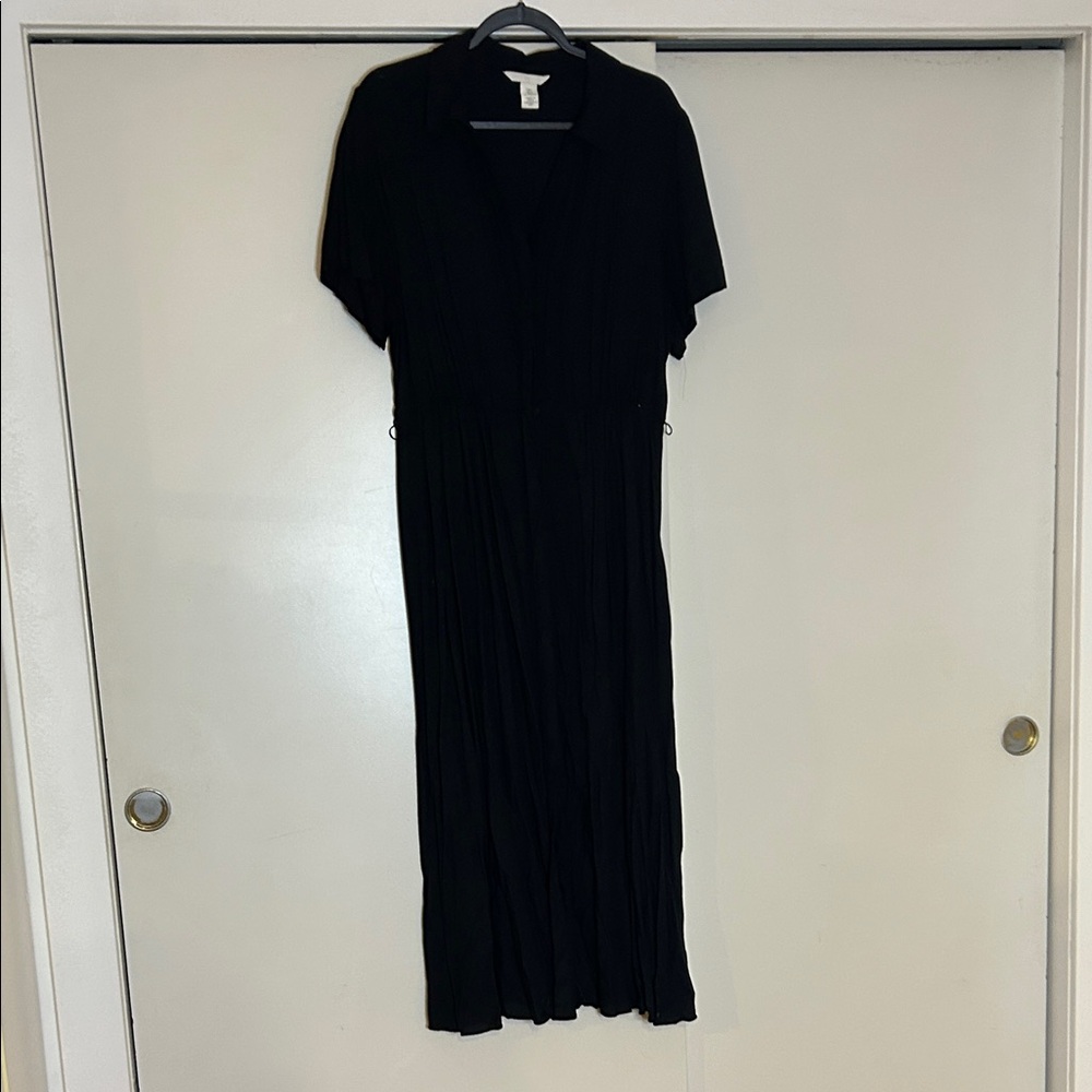 H&M Classic Black Maxi shirt Dress